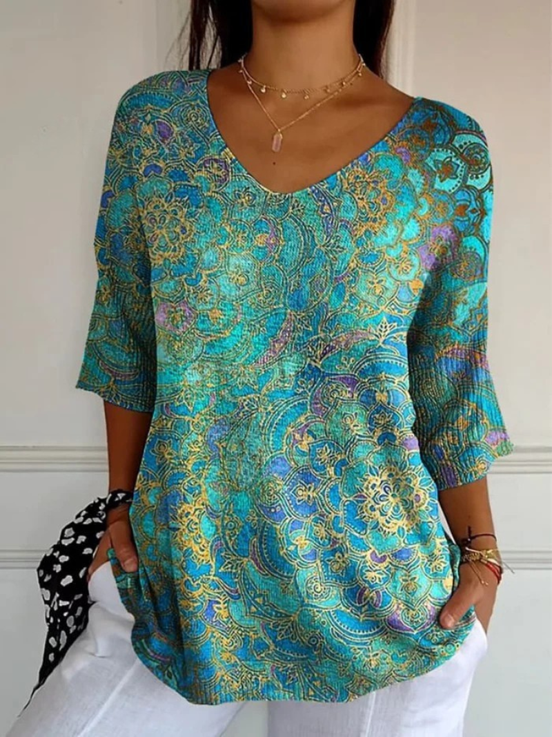 Tamara | Retro Art Print Knit Pullover
